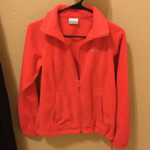 NEVER BEFORE WORN Columbia Cozy Sweater