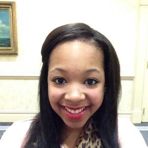 Meet your Posher, Roneisha