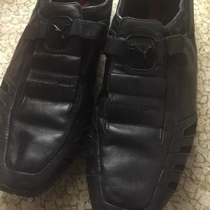 Puma shoes no laces. Slip on