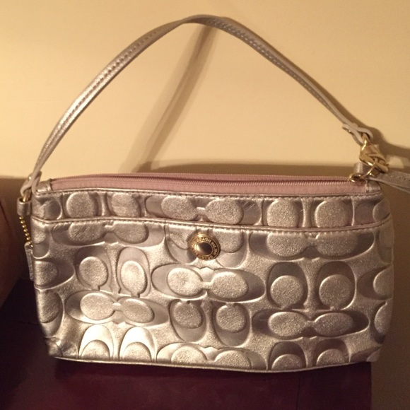 Wristlet