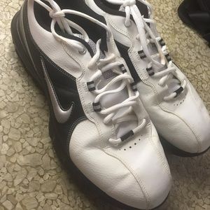 Nike golf shoes white and black