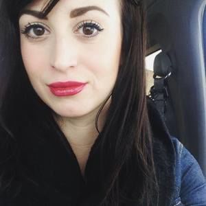 Meet your Posher, Sara