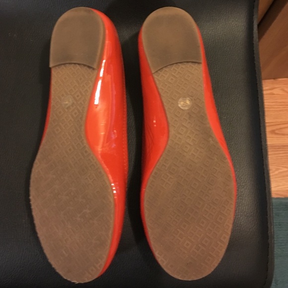 🚫SOLD🚫Tory Burch flats orange size 8.5 new with - Picture 2 of 4