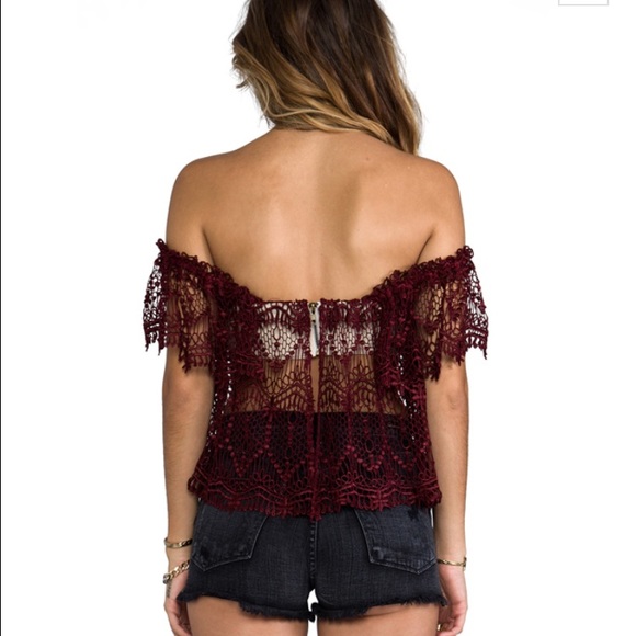 Stone Cold Fox- holy tube in red lace - Picture 2 of 4