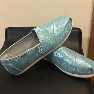 Toms glitter turquoise flats new size 8.5