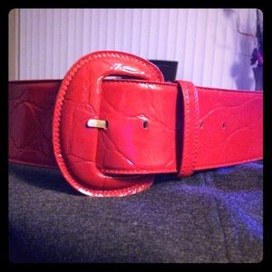 Liz Claiborne red belt