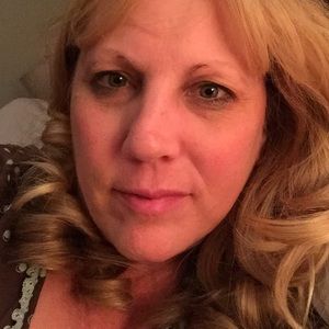 Meet your Posher, Kara