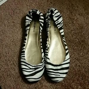 Zebra flats