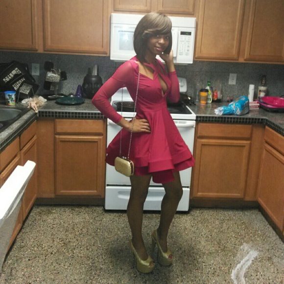 dress - Picture 2 of 4