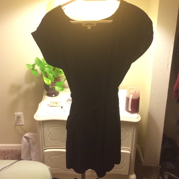 Hippie rose black scoop neck tie dress