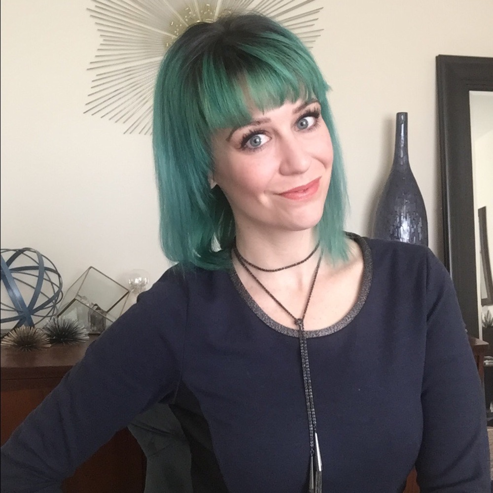 Meet your Posher, Ashley