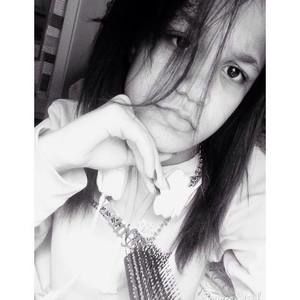 Meet your Posher, Michaela