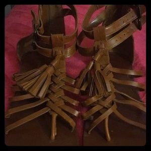 Brown Old Navy Gladiators