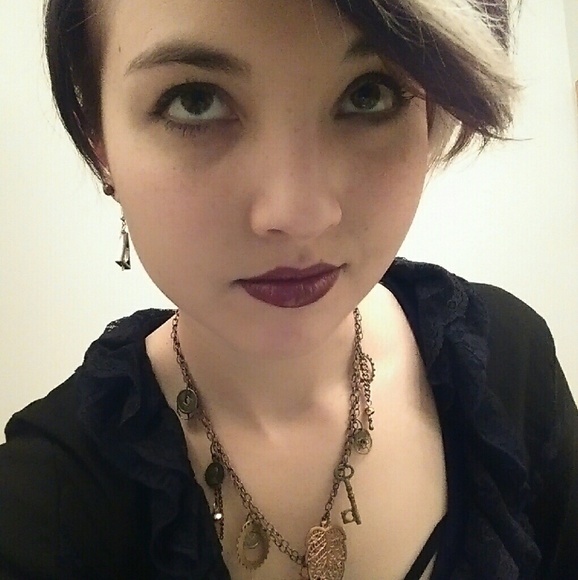 Meet your Posher, ScAriane - Picture 2 of 4