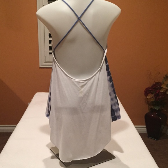 Tank top from Israel 🌺 - Picture 2 of 4