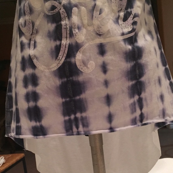 Tank top from Israel 🌺 - Picture 3 of 4