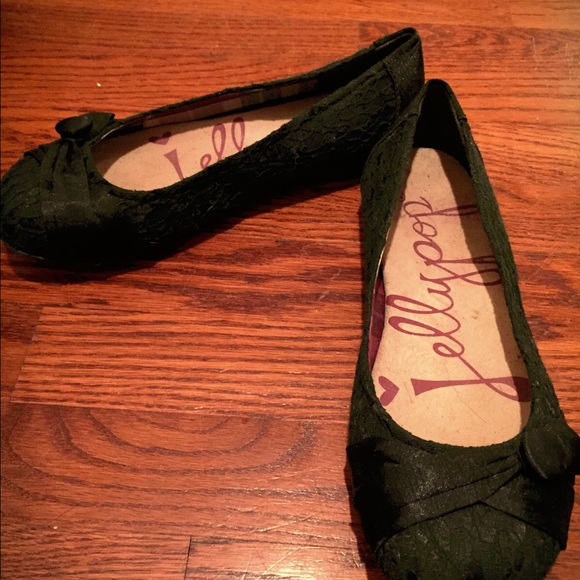 Flats barely worn!