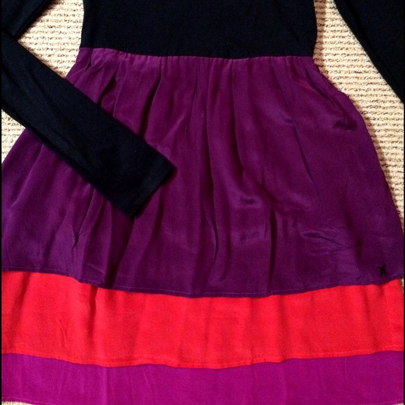 HURLEY Colorblock Silk Tier Long Sleeve Dress - Picture 3 of 4