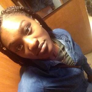 Meet your Posher, Mia