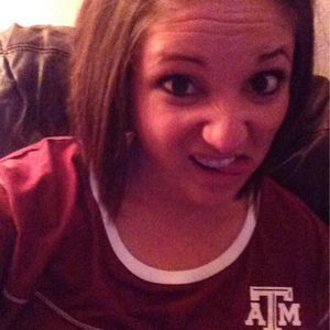 Meet your Posher, Laken