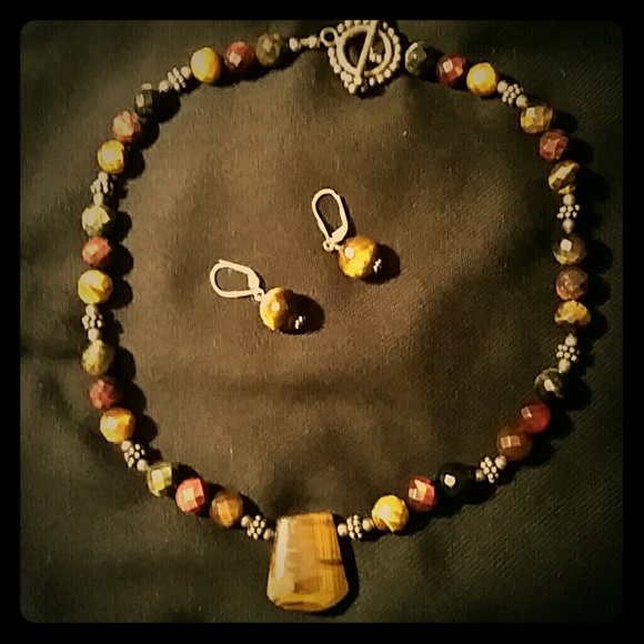 Artisan Necklace and Earrings - Picture 1 of 2