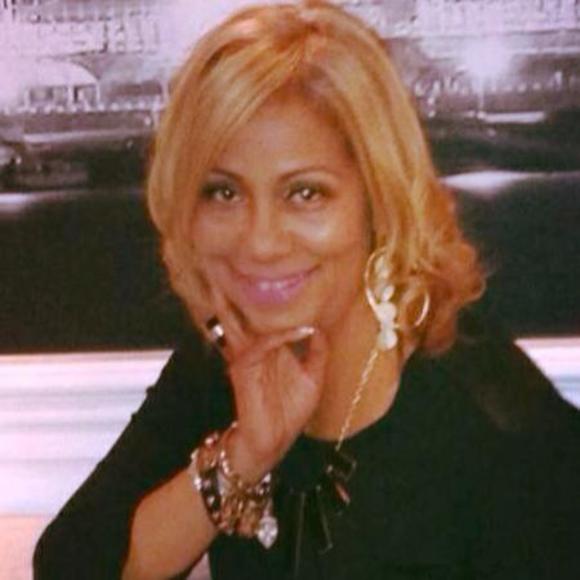 Meet your Posher, Lisa - Picture 1 of 1