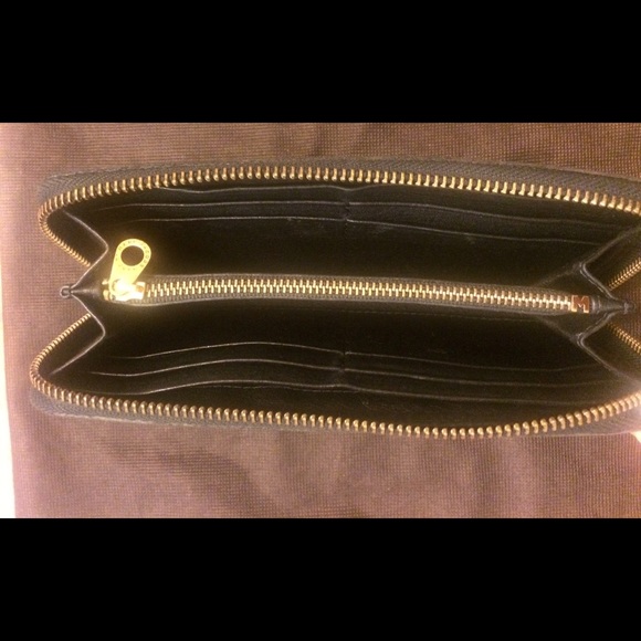 Marc by Marc Jacobs Slip Leather Zip Wallet - Picture 2 of 4