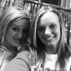 Meet your Posher, Courtney