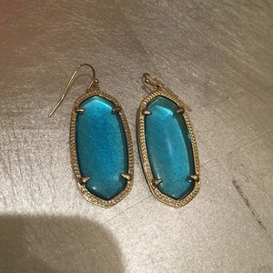 Kendra Scott Elle earrings