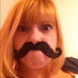 Meet your Posher, Emily