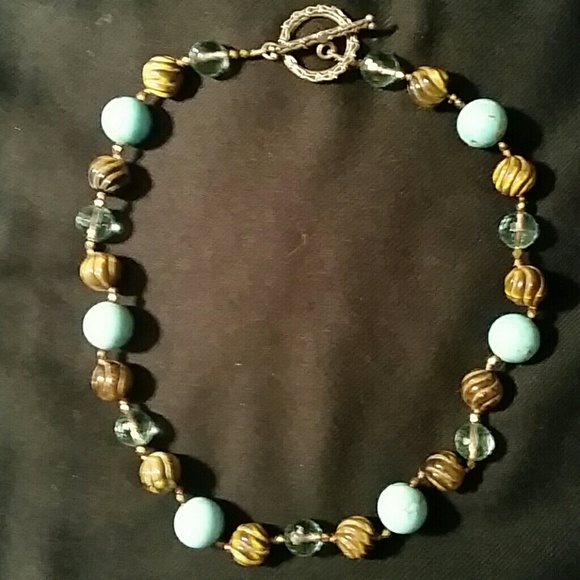 Artisan Necklace - Picture 1 of 2
