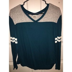 Victorias Secret PINK, Long sleeve V Neck