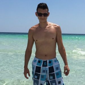 Meet your Posher, Daniel