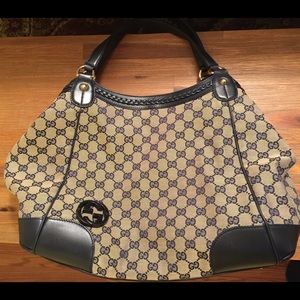 Gucci bag. Authentic!