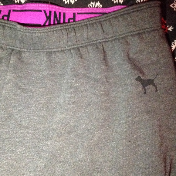SOLD_🎉Vs pink sweat pants - Picture 4 of 4