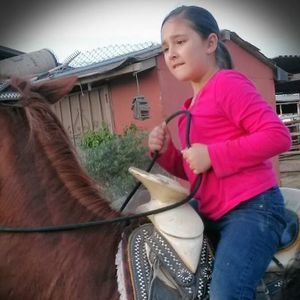 Meet your Posher, Nena