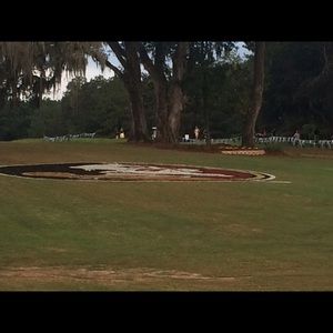 Meet your Posher, Levi