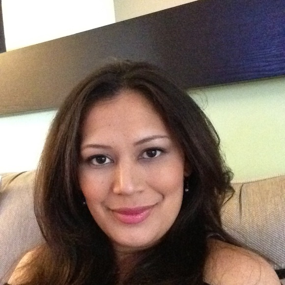 Meet your Posher, María - Picture 1 of 1