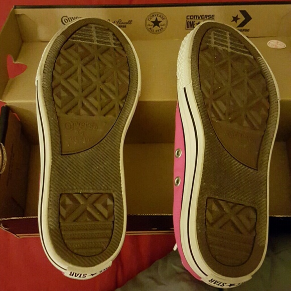 Pink converse - Picture 3 of 4