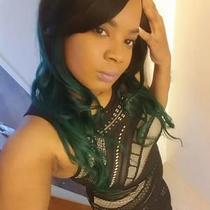 Meet your Posher, Rebecca