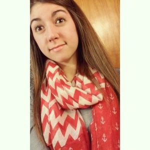 Meet your Posher, Katelyn