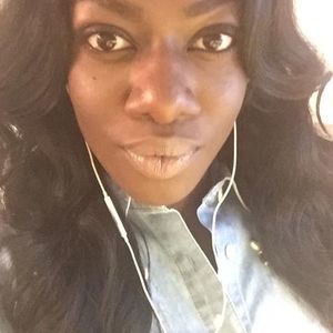 Meet your Posher, Naira