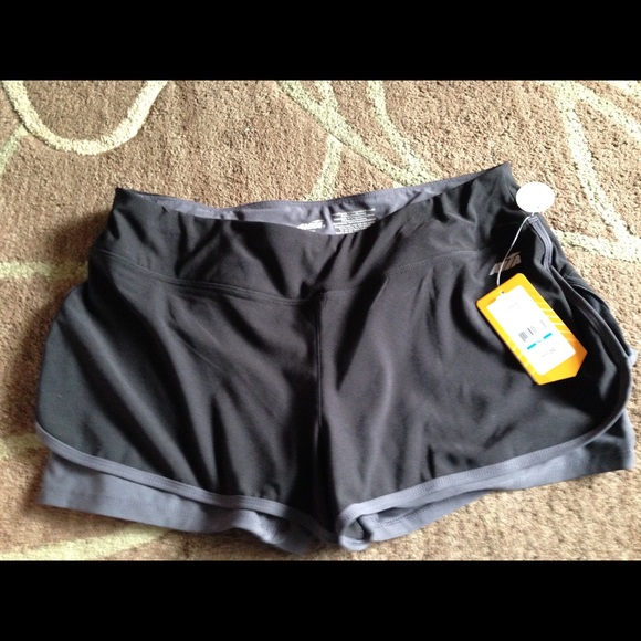 Avia double layer shorts