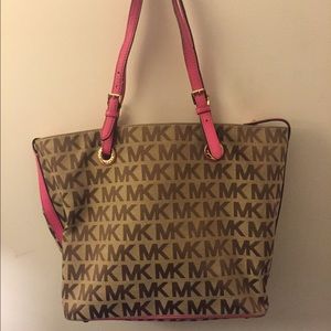Authentic mk purse sold!!! On another site!!!