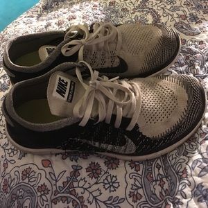 nike free flyknit 4.0 oreo black white volt