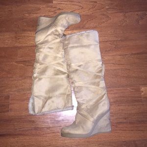 Shoe sale!! Suede winter boot!