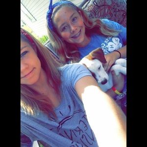 Meet your Posher, Alexis