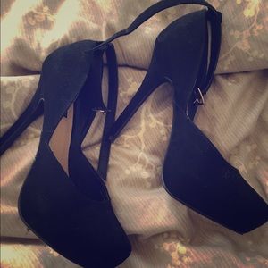 Forever 21 Black Strappy Heels