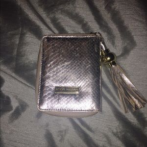 Steve Madden Zippy Wallet Silver