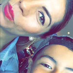 Meet your Posher, Maria